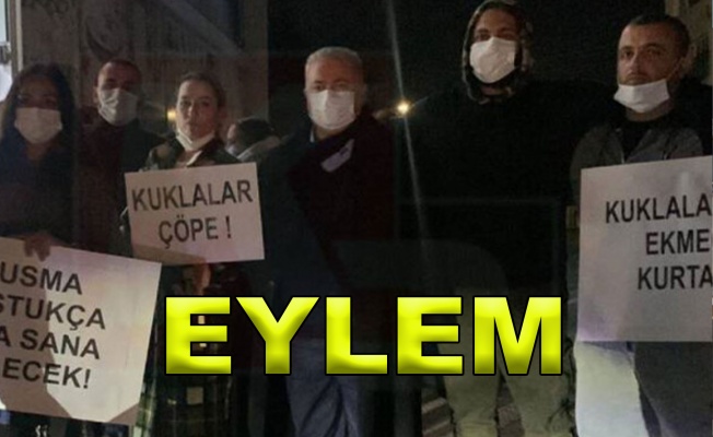 Lefkoşa'da hayat pahalılığı protesto edildi: "Bu gemi battı"