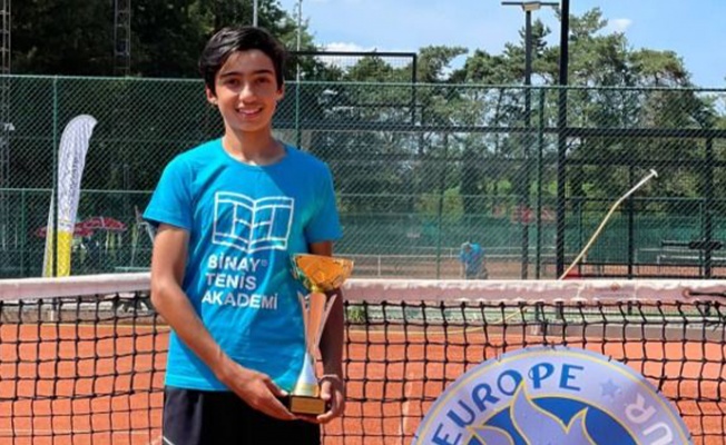 Aren Baybars Belçika Tenis Turnuvasında şampiyon oldu