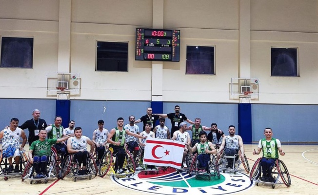 Vakıflar Tekerlekli Sandalye Basketbol Takımı Durduralamıyor
