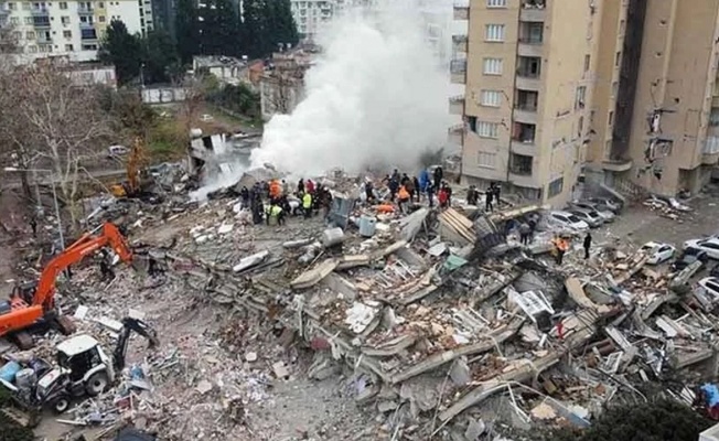 KKTC, Türkiye'deki deprem bölgesine 30 kişilik arama kurtarma ekibi gönderiyor