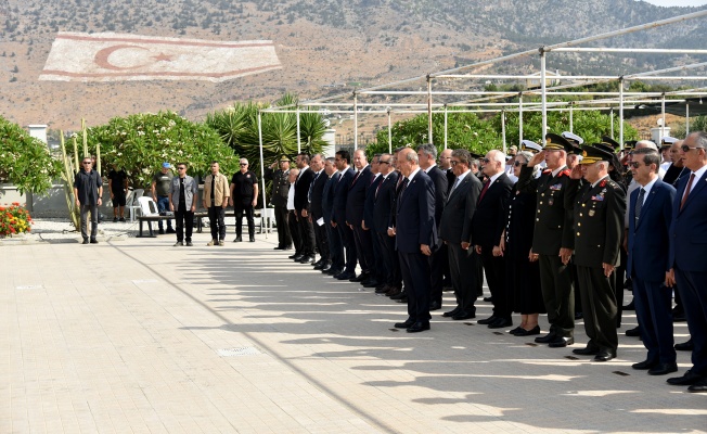 Şehitler, Taşkent’teki törende anıldı...
