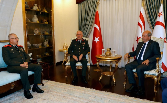 Tatar, korgeneralliğe terfi eden Öztürk ve Topaloğlu'nu kabul etti