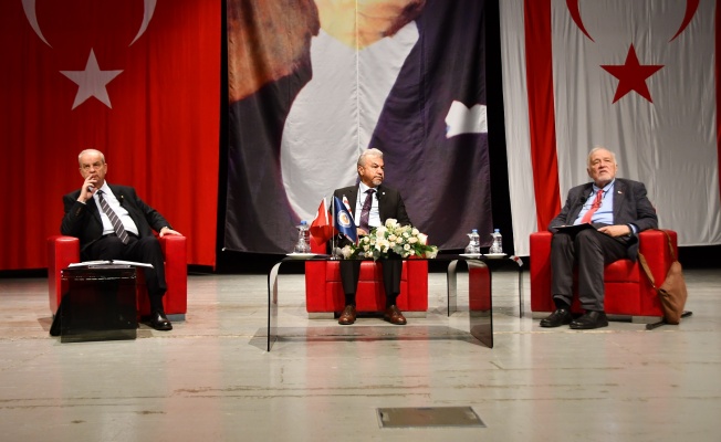 “Cumhuriyet 100 Yaşında” paneli DAÜ’de yapıldı