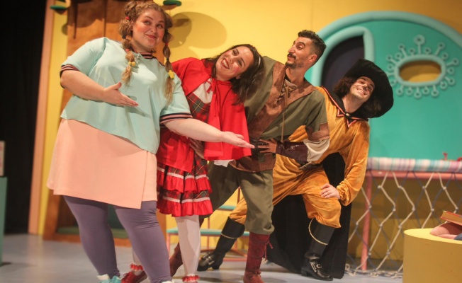 Kıbrıs Türk Devlet Tiyatroları, Yeni Tiyatro Sezonunu Çocuklar İçin Büyülü Bir Başlangıçla Karşılıyor