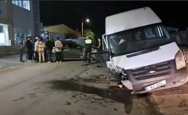 Lefkoşa Sanayi Bölgesinde korkutan kaza: 3 yaralı