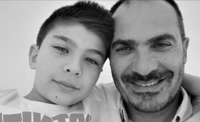 Aras Aktuğralı’nın babası: Deprem öldürmedi bizi, siz öldürdünüz. Katilsiniz