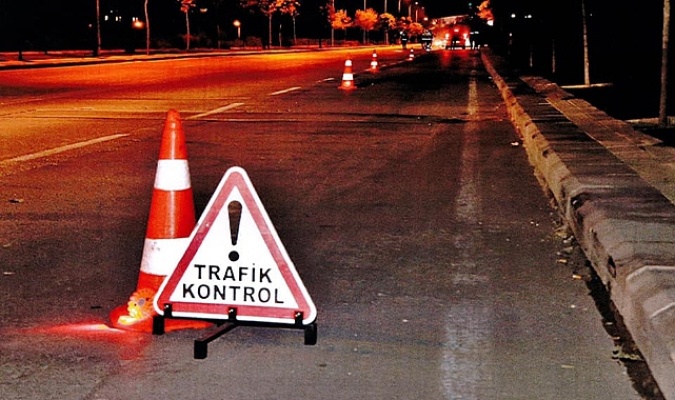 1 sürücü tutuklandı, 19 araç trafikten men edildi!