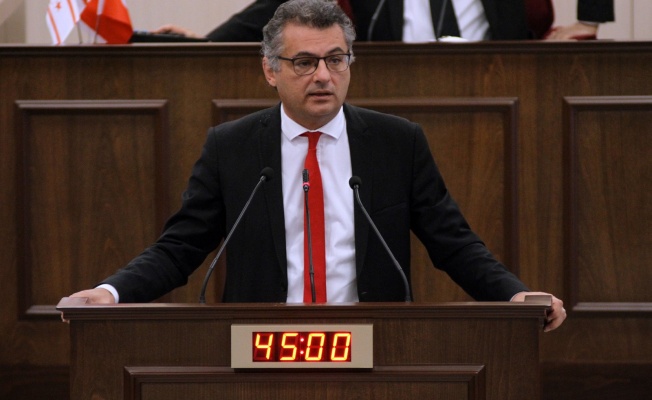 Erhürman: Sağlık politikası nüfus politikasıyla belirlenebilir