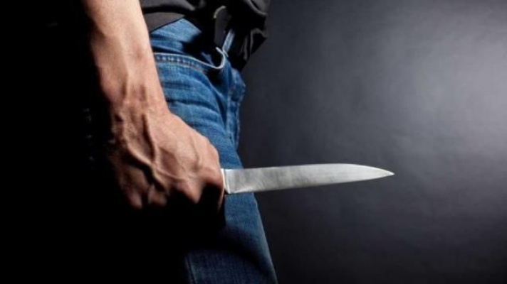 Mağusa'da kavga: Sırtından bıçakladı