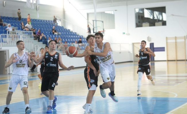 U 14’te ilk maç YDÜ’nün