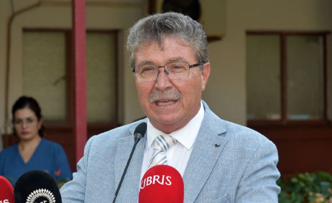 Üstel: UBP dimdik ayaktadır, kenetlenerek kurultayını yapacak