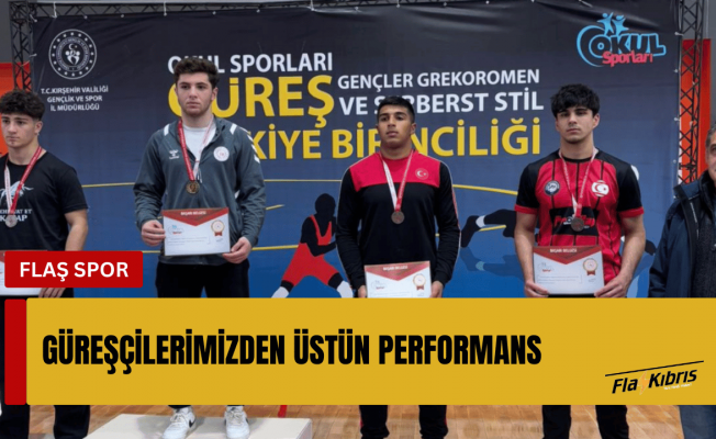 Güreşçilerimizden üstün performans