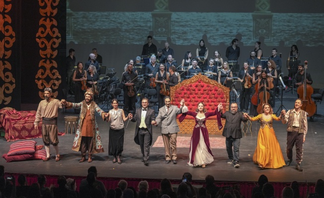 “Saraydan Kız Kaçırma” Operası Antalya Kültür Yolu Festivali’nde Büyük Beğeni Topladı