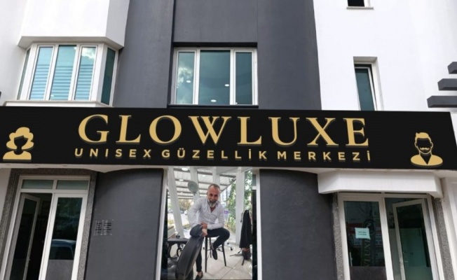 Lefkoşa’nın Efsane Berberi Artık Kadınlara da Hizmet Veriyor!