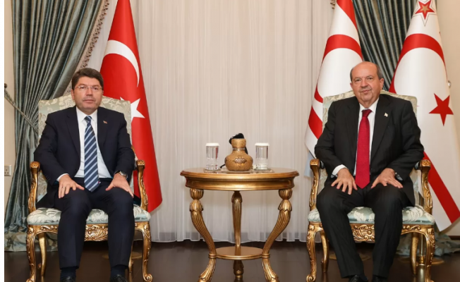 Cumhurbaşkanı Tatar, Türkiye Adalet Bakanı Tunç ile görüştü