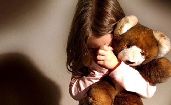 7 yaşındaki kızına oğlu ile cinsel istismarda bulunduğunu itiraf etti