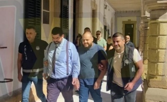 2 doktor ve 2 eczacı mahkemeye çıktı