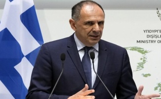 Yunanistan Dışişleri Bakanı: Derhal masaya otursunlar