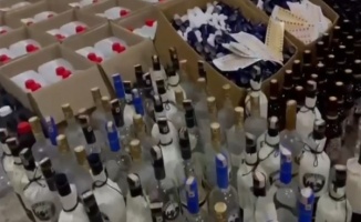 Türkiye'de "Çengel-8" operasyonlarında 28 bin 400 litre sahte alkol ele geçirildi