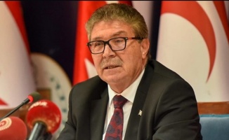 Başbakan Ünal Üstel, temaslarda bulunmak üzere Londra’ya gidiyor