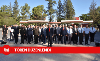 Gaziler Günü dolayısıyla Atatürk Anıtı önünde tören düzenlendi