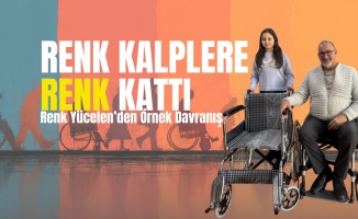 El Emeğiyle Aldığı Tekerlekli Sandalyeyi Derneğe Teslim Etti
