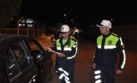 Ülke genelindeki trafik denetimlerinde 357 sürücü rapor edildi, 1’i tutuklandı…28 araca trafikten men