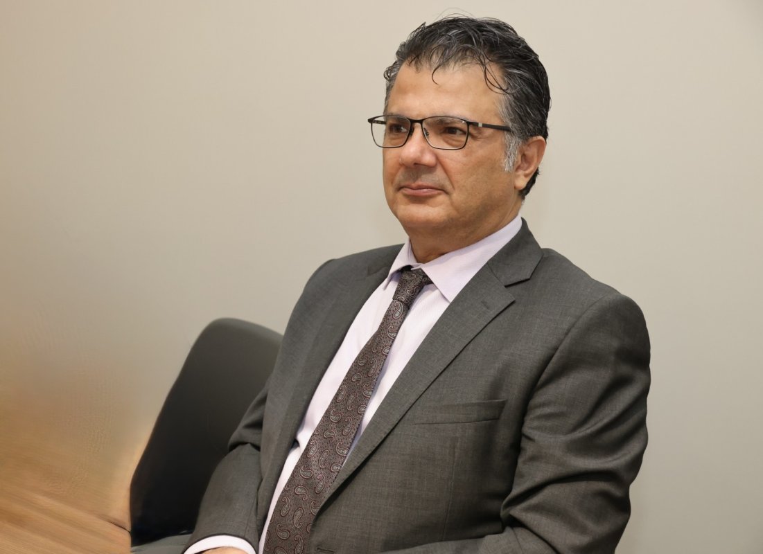 Akansoy'dan Demokrasi Vurgusu: “Makbul Siyasetçi Olmayı Reddetti”