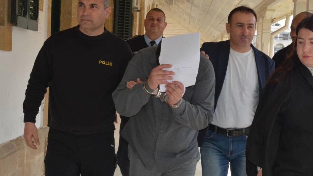 Kendisine sahte diploma hazırlayan bipolar hastasına 3 yıl 6 ay ceza