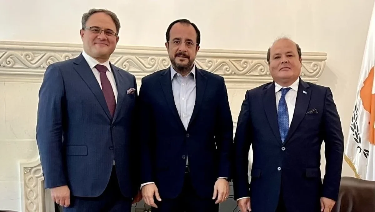 Astana'da ilk Rum Büyükelçiliği açılıyor: Hristodulidis'e Kazakistan'da 