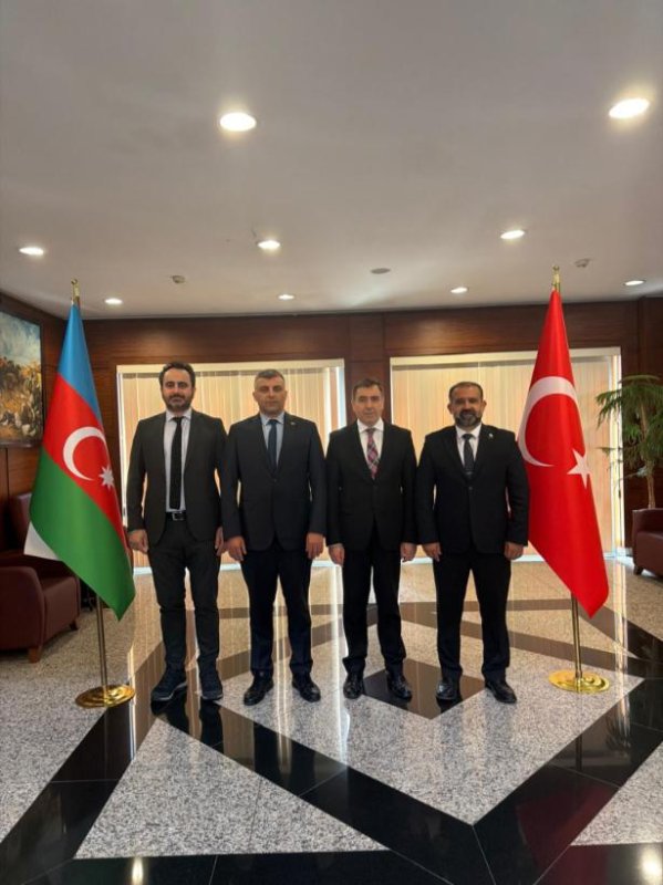 İŞAD ve MAVİ VATAN Derneğinden T.C. Bakü Büyükelçiliği’ne ziyaret