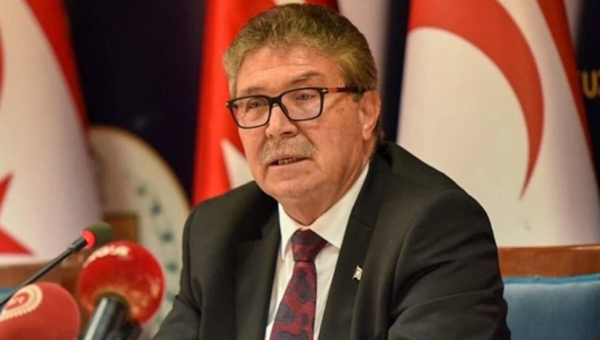 Başbakan Üstel: Söz konusu olan Kıbrıs Türk halkının varlığıdır, gerisi teferruattır