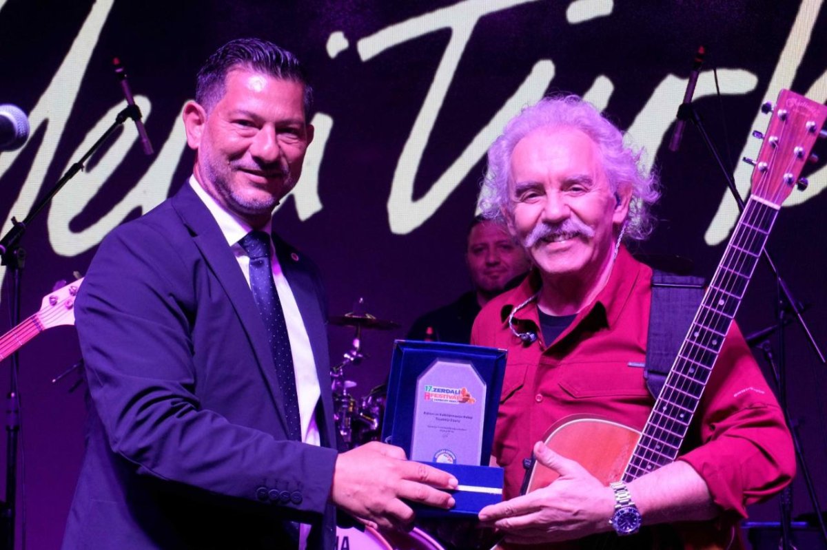 Yeni Türkü, 17. Zerdali Festivali’ne damga vurdu